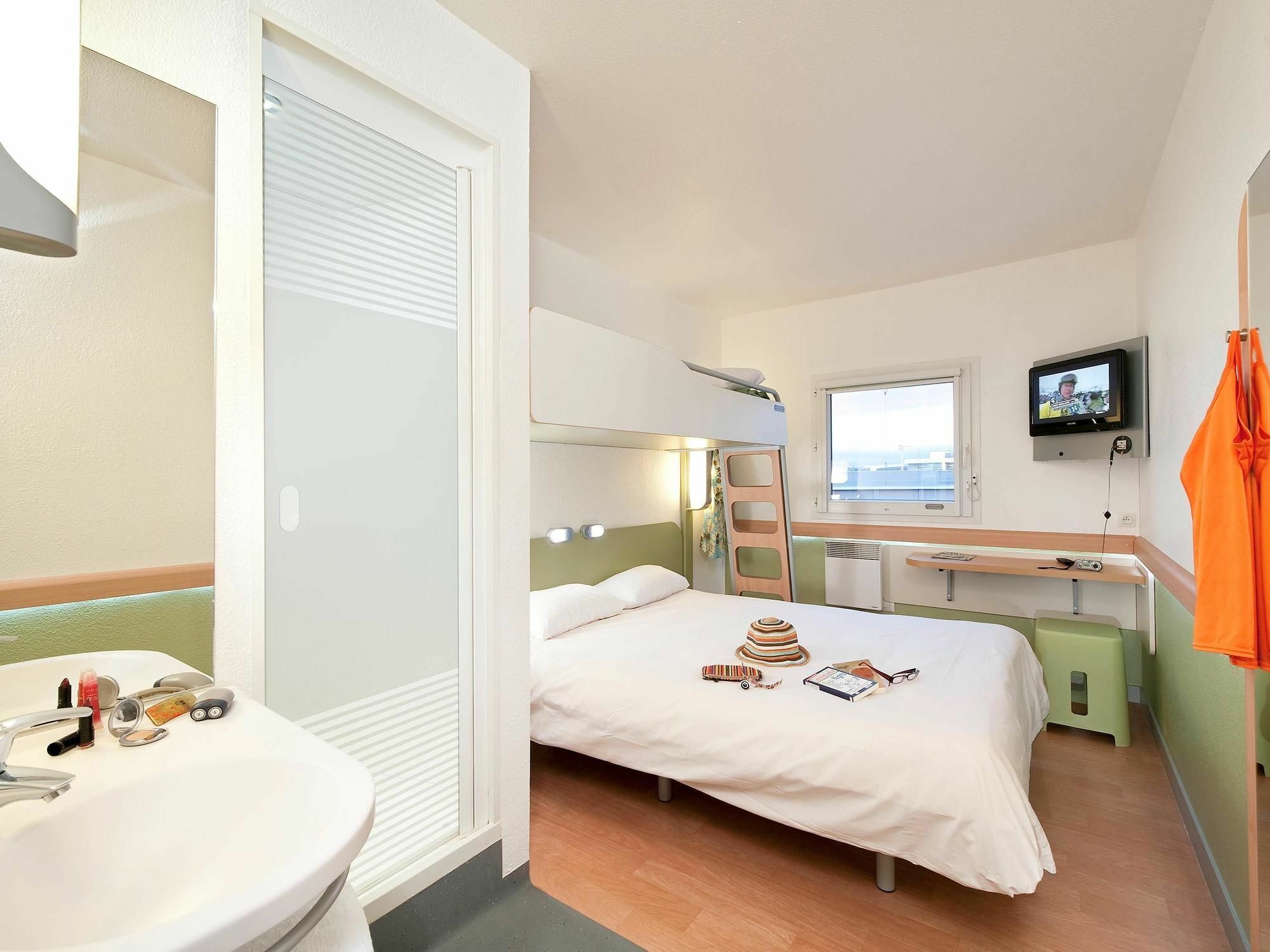 Ibis Budget Haguenau Strasbourg Nord Экстерьер фото
