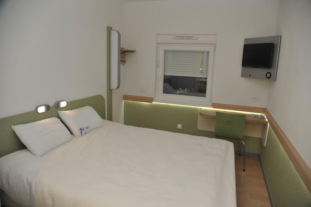 Ibis Budget Haguenau Strasbourg Nord Экстерьер фото